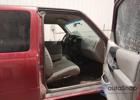 2000 Ford Ranger Xlt z USA, uszkodzony, nr VIN 1FTZR15X8YPB98483